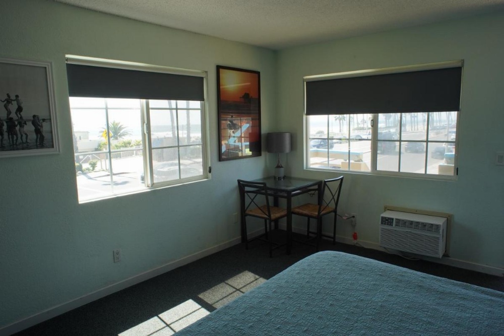 Room image 3